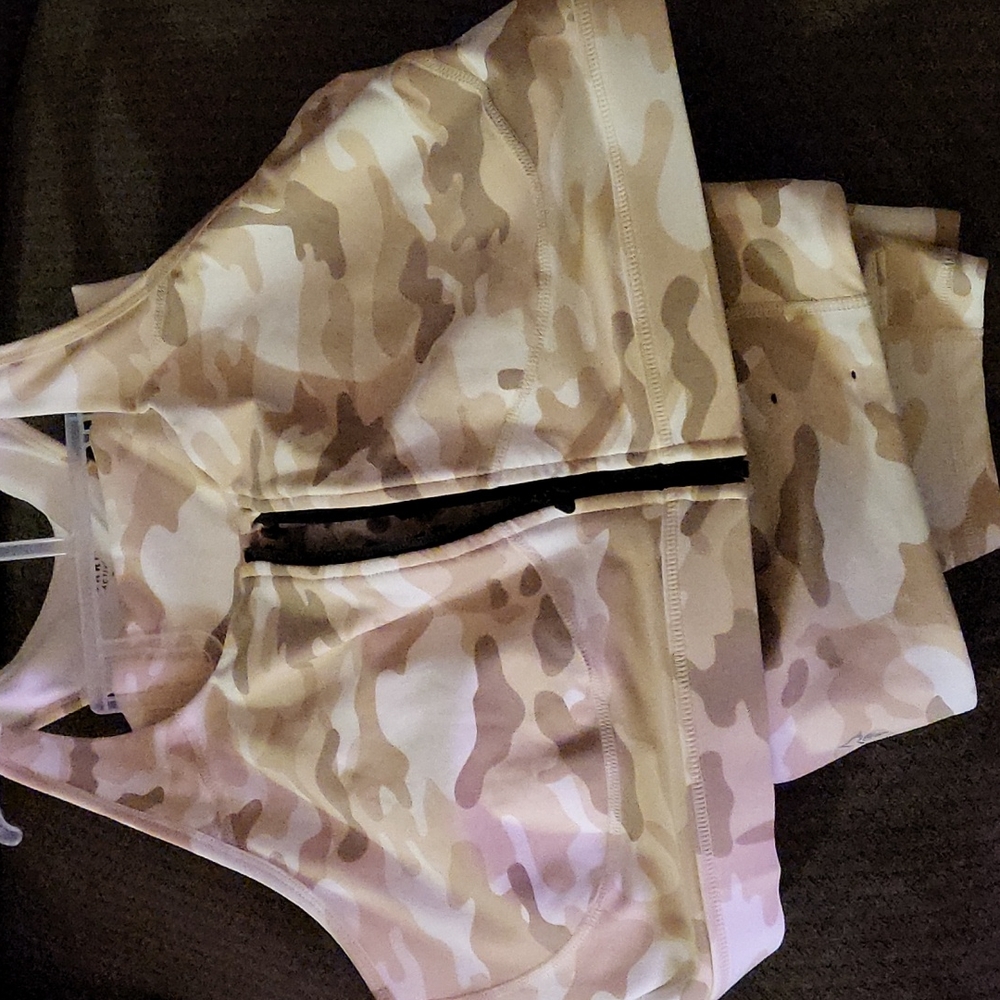 Torrid Activity Set - Picture 8 of 8